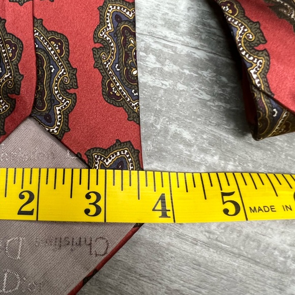 Christian Dior Red w/ Olive, Gold & Blue Medallion Silk Tie - Picture 4 of 4